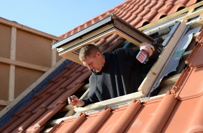 Pose de fenêtres de toit Velux à Fréchendets